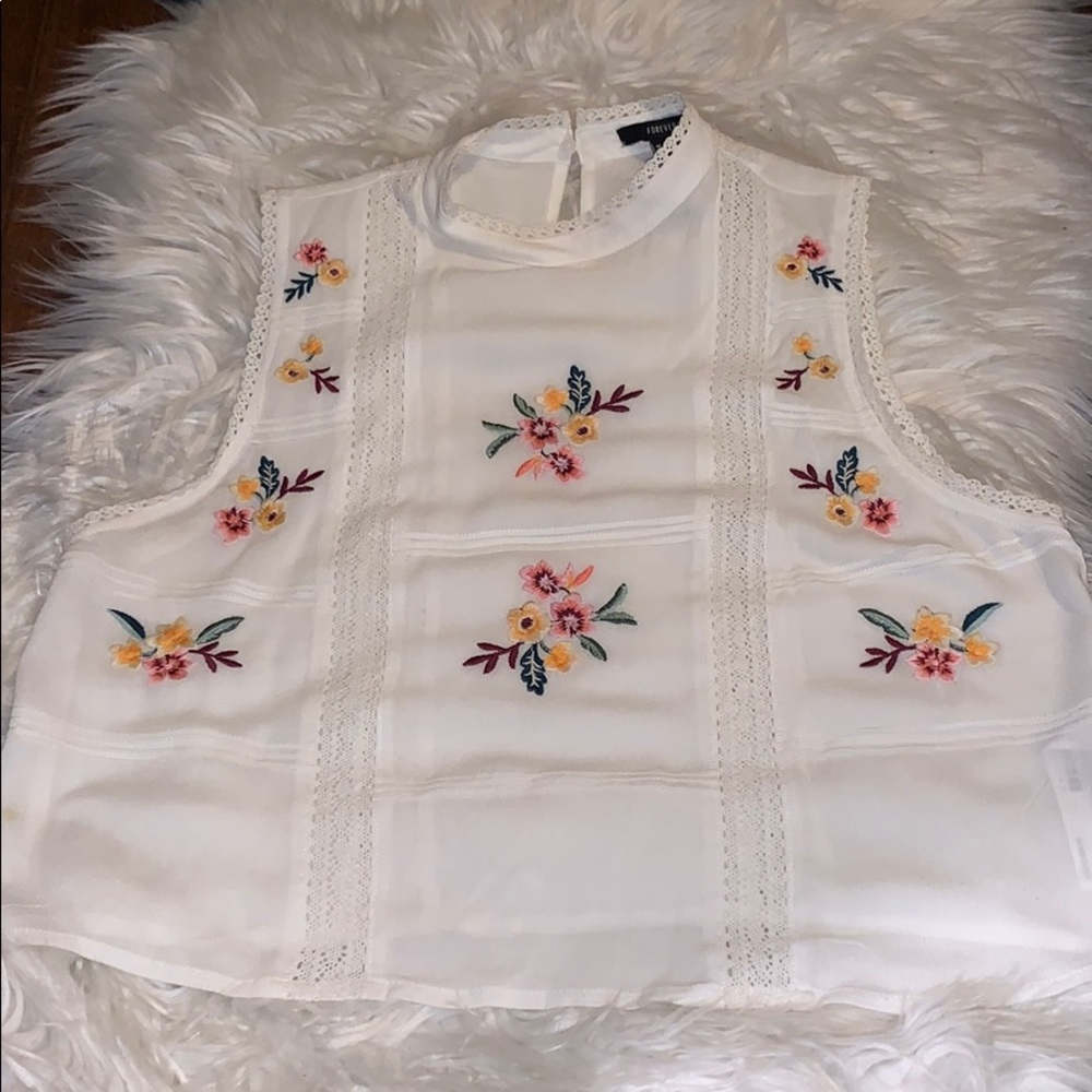 Super cute flower blouse